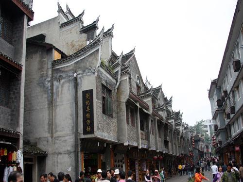 他是不是喜欢我啊?-发现和分享有趣的话题